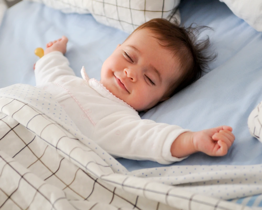 bassinet that rocks itself